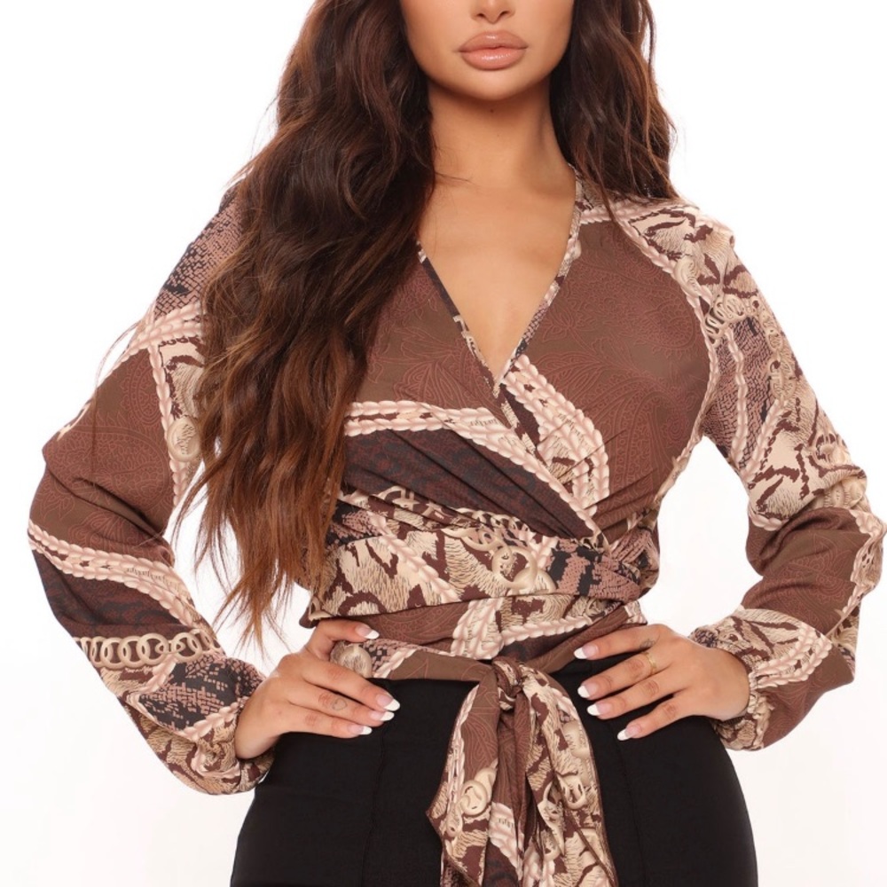 NWOT Fashion Nova Brown Top